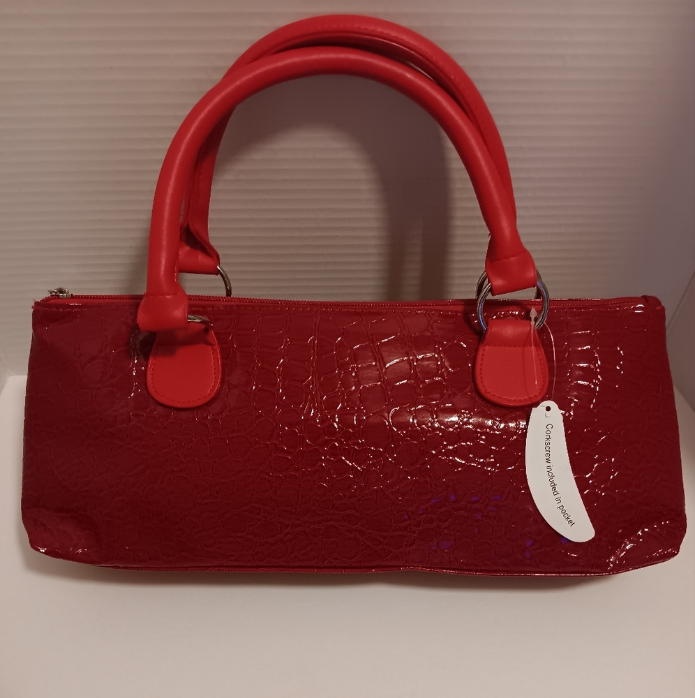Euc!! Primeware Red Wine bag with corkscrew